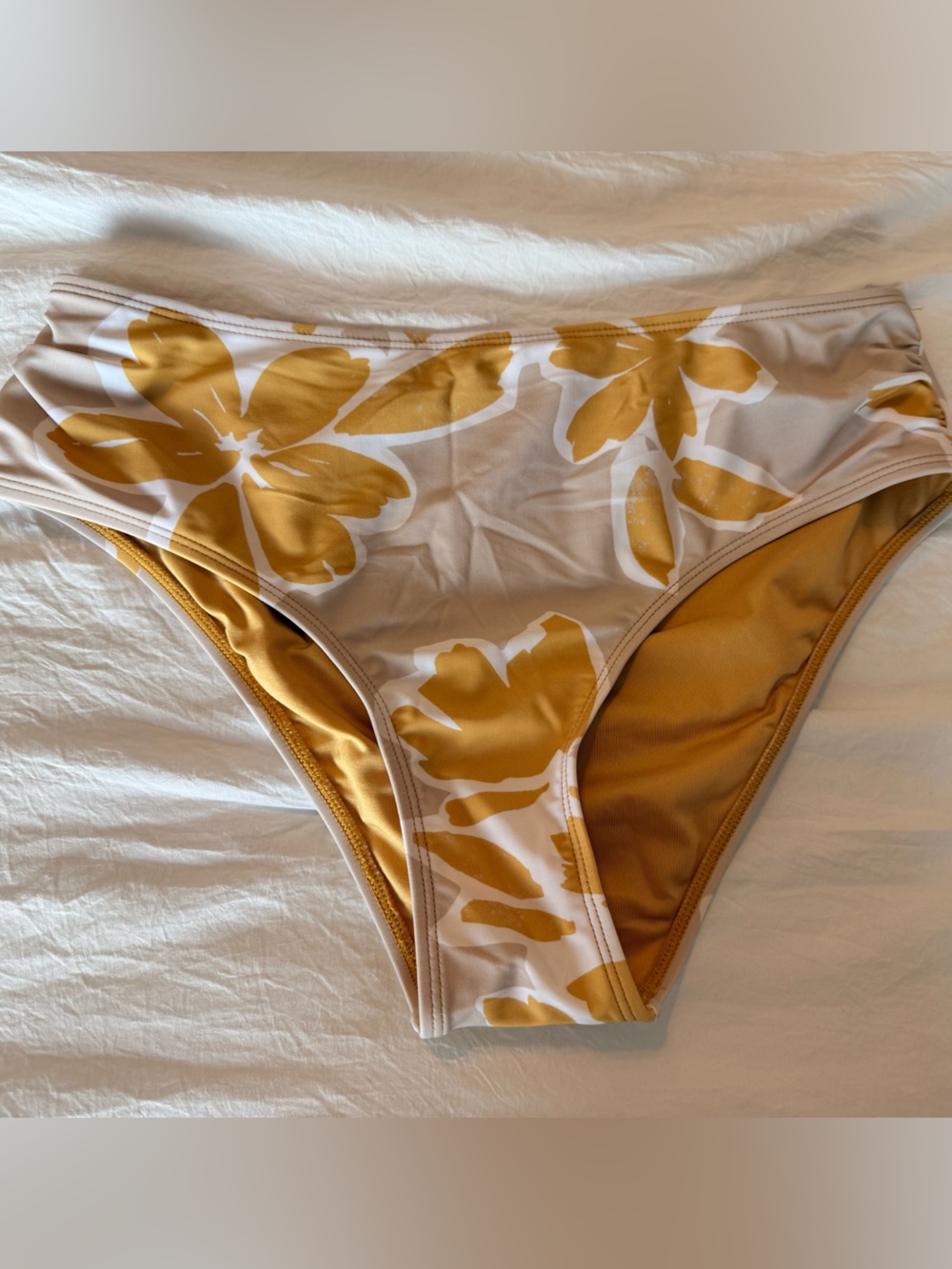 Cupshe Floral High-Waist Bikini Bottom